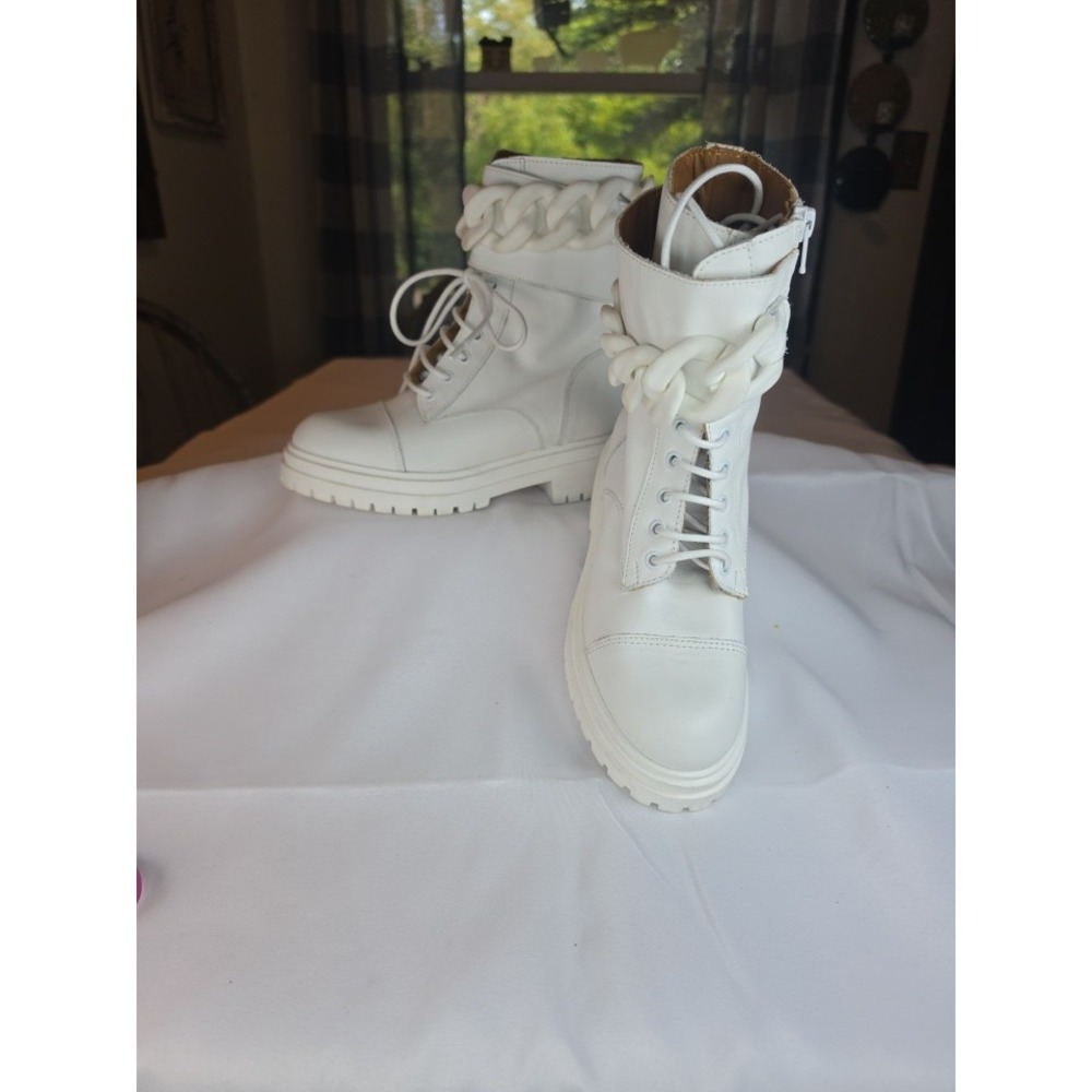 Beautisoles White Leather Combat Boots W Chain Detail. Zip w Tie Closure (35) - Picture 2 of 11